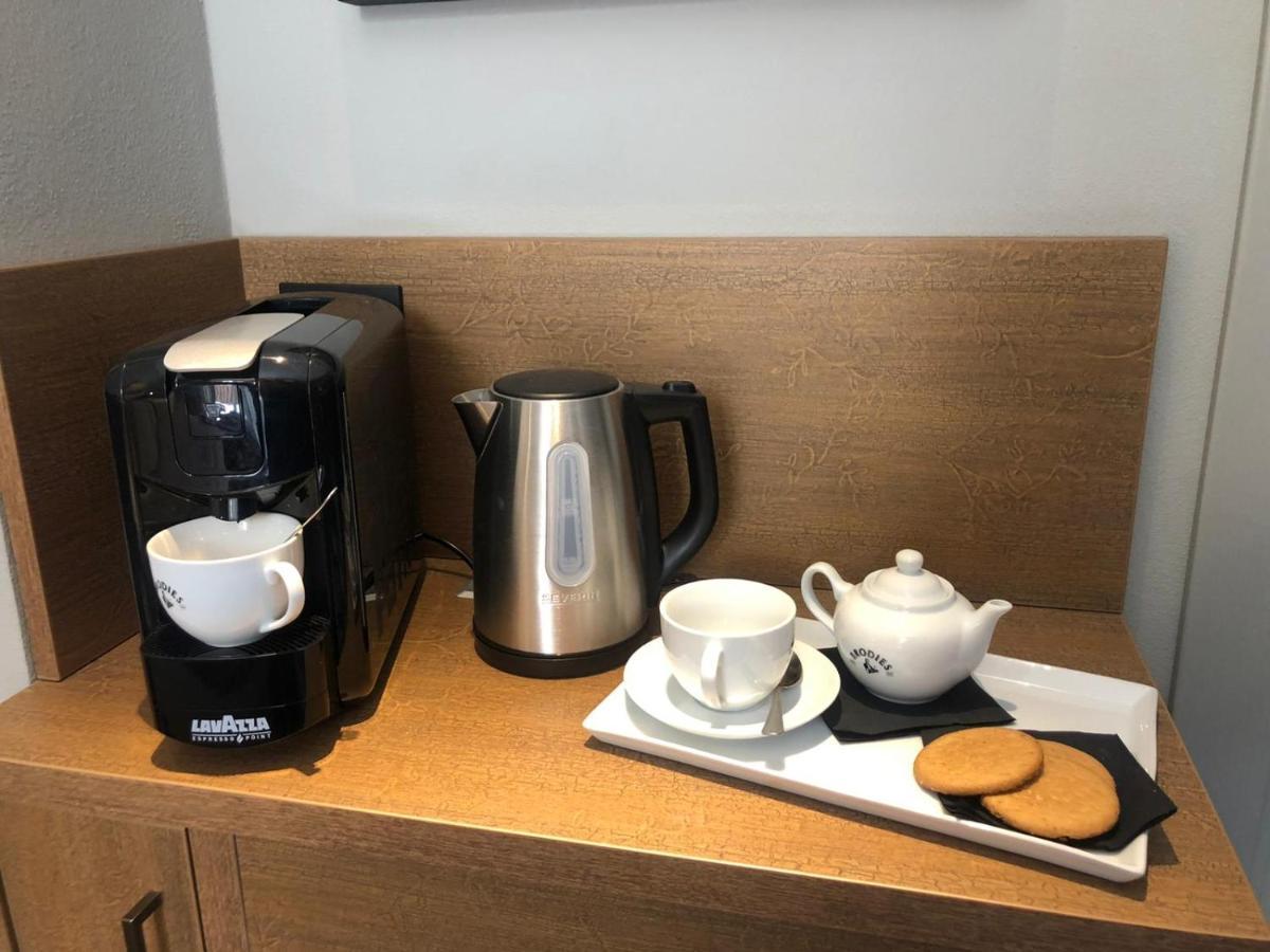 La Linea D'Acqua Hotel Специя Екстериор снимка